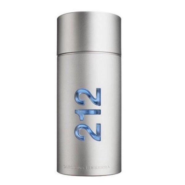 キャロライナヘレラ　ch men prive Amazon.com : Carolina Herrera CH Men Prive, Eau de Toilette